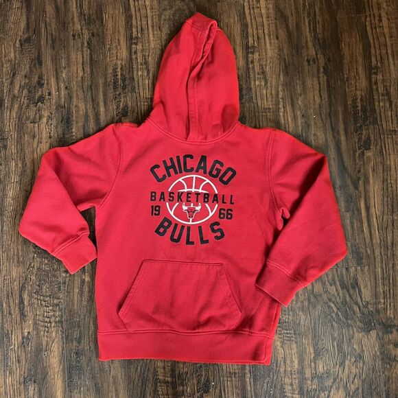 NBA‎ Chicago Bulls Hoodie Youth Medium 10-12 Red Pullover Sweatshirt Basketball - Picture 1 of 5